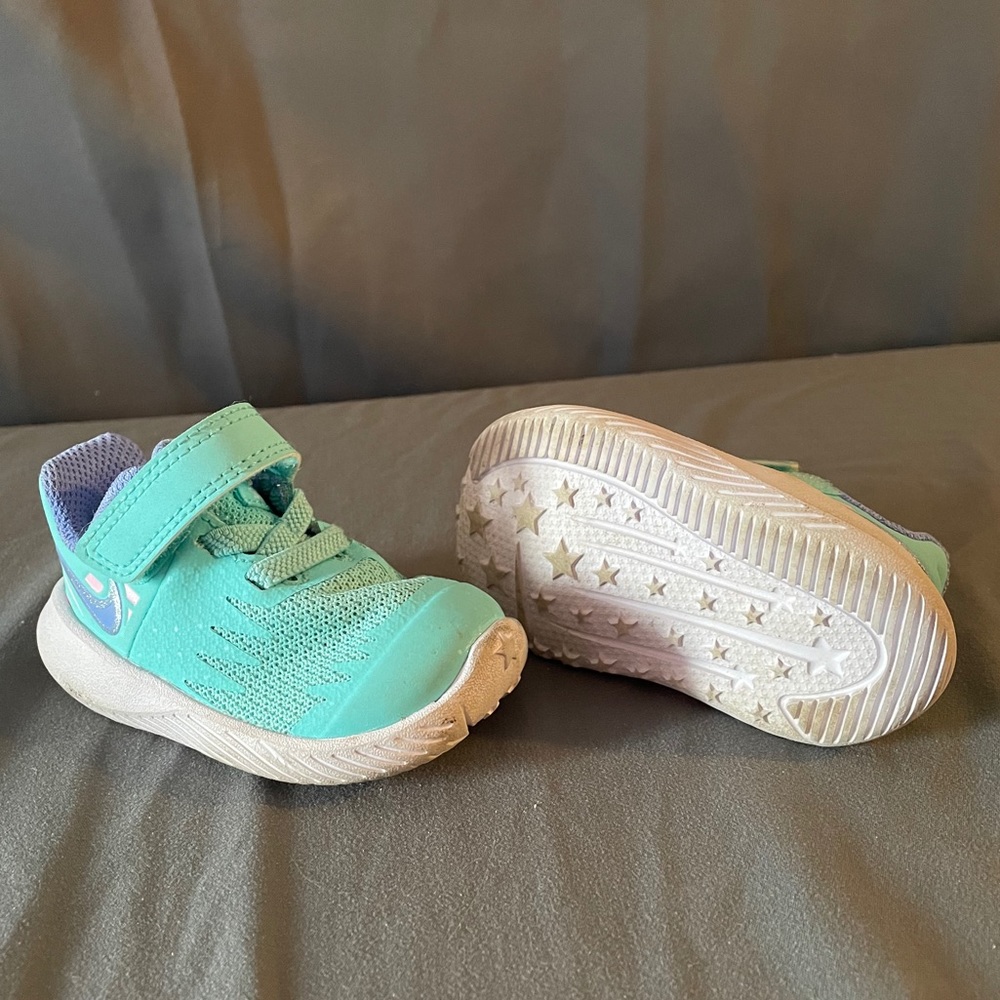 kids nikes